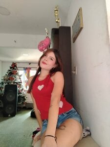 MarianaScott_ Public Pic 2