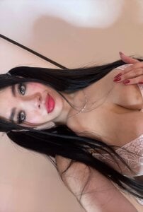 Meloddy_Rose 🤍 Pic