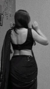 isha_here Just me😍 Pic