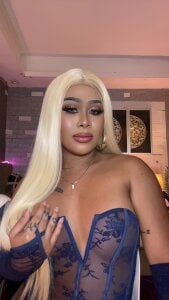 AlluringEmeraldPublic图片 4