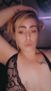 Shirley0810: Me me me ( 2 фото)