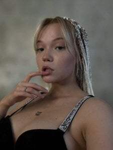 SilviaHankins Public Pic 4