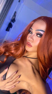 DominatrixValentinaTs Public Pic 2