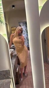 Morivane sexy  3টি ছবি