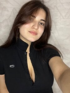 Vivalenti_Kiss Public Pic