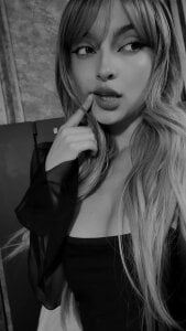 VenusDream_ Public Pic 6