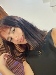 MelodyMansson Good morning, babe ☀️💋 I’m live from 8:30 a.m. to 3:30 p.m., ready to wake your senses and make you Pic 3