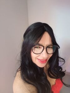 SkylerMoonn how do i look? Pic 2