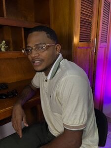 Latinblack_98 Public Gambar 4