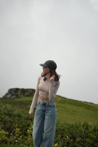 luna_young Public Pic 2