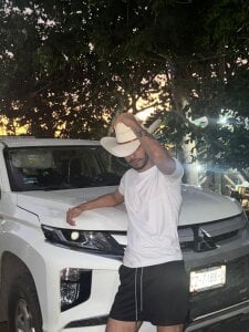 ME de Stefan_big_cock  4 Imagens