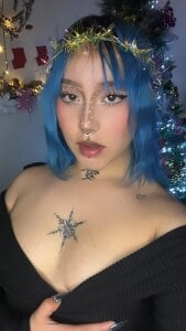 sofi_bakerrのChristmas surprise, I'm going to be your small deer ! enjoy me ¡🎄の 2枚の写真