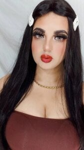 EmmilyConnor Public Foto 2