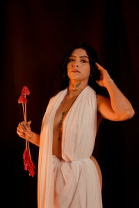 I don't shoot arrows... I awaken desires. 💘 od channel_guss  2 snímek