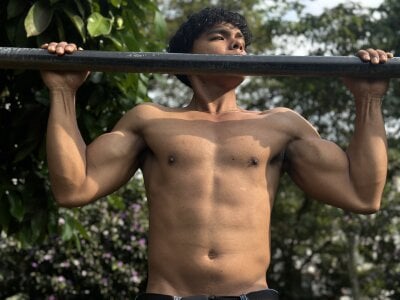 DanielHaloran exercising Foto 3