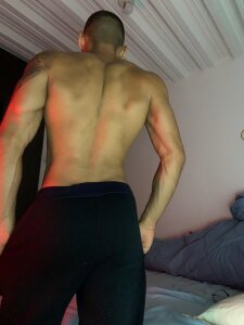 dvg2402: Sexy body back ( 6 фото)