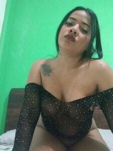 NahomiSpanic sensuality for you Pic 7