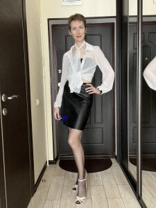 Sensual_Flower At a new flat Billede 6