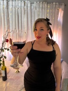 blondehorny69 DO WE HAVE DINNER? Pic 3