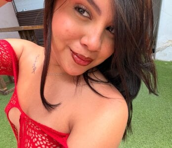 Thepinkempire Public Immagine 