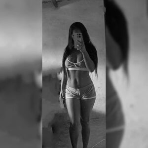 Yuleimys_rosse me зображення