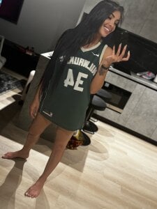 MeganRoberts22 Public Pic 7