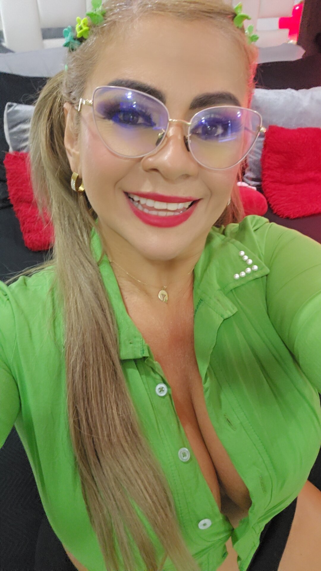 ภาพที่กำลังนิยมของ anita1976  4273