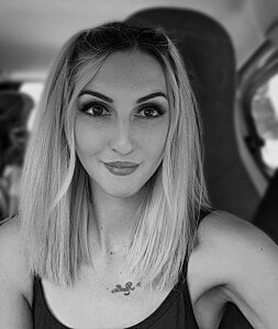 Luna_Lynx94 Public Pic 6