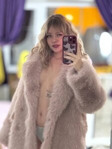 CheekySashaCharm Public Pic