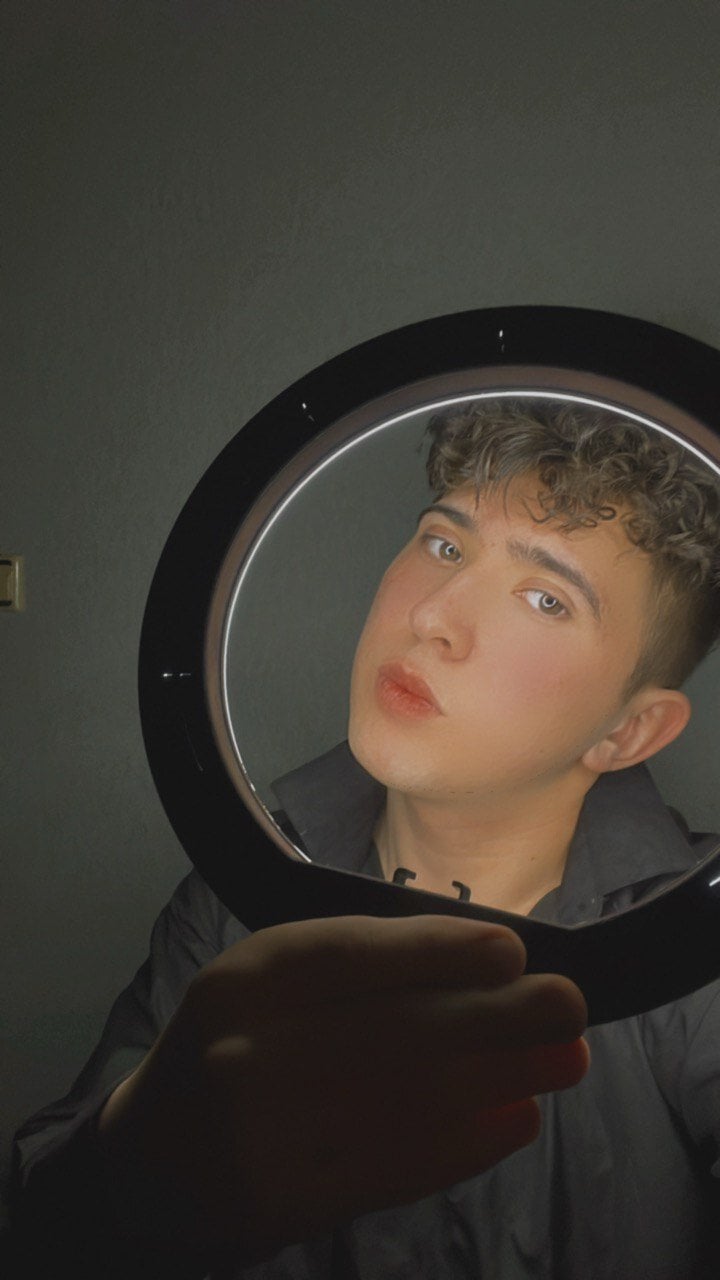 صور Johnny_Big_Ass الرائجة  7085