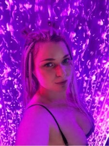 EllieSun Public Kuva 2