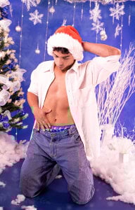 Stefano_Calle ❄️😏 Muscles made for winter sins. Pic 3