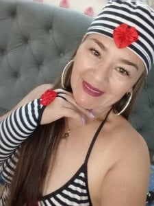 GoddessMature ven a mi celda Pic