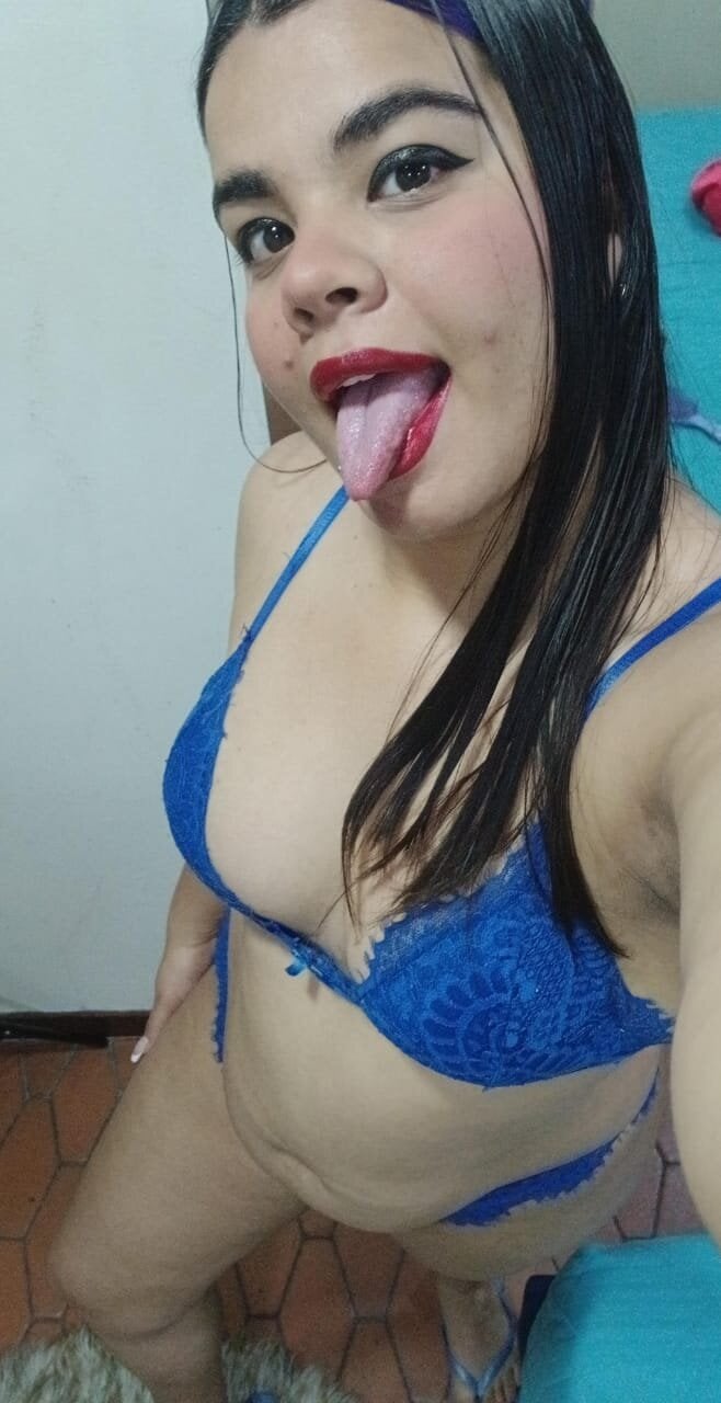 Трендове зображення  8012 IrisDavis_