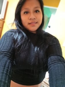 fabrmz 🫰🏽🫰🏽🌻🍀 Hình