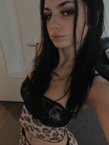 younggoddesss Selfies x Poză 2