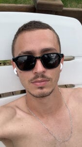 novinita0027 Public Pic 3