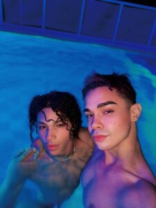 Violet_Dreams_: 😘🤪😏 ( 3 фото)