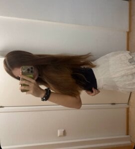 LeyaFlamy Public Pic