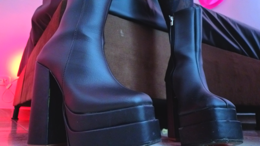 Kandy_hendrick Kindy leather 😈 Foto