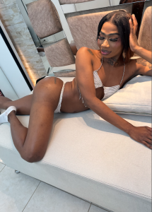 sheinny_brown About me ❤️ Pic