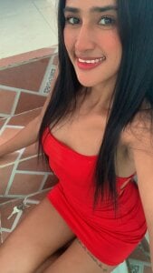 Meggan_James Public Pic 2