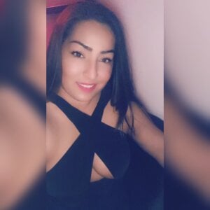 TinaSweet01 Public Pic