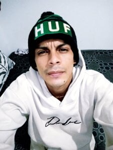 Loulian09 Hola toD@s ☺️😂 Pic