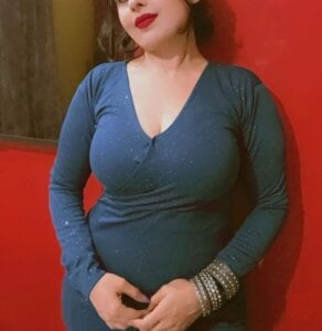 _Kamakshi Public XXX Photo