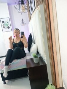 Lia_Jonesss Public Pic 3