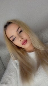 SkinnyNatty's XXX Nude Photo 1