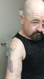 Lickersticker At the casa Pic