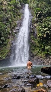 thenakedtraveler Public Fotka