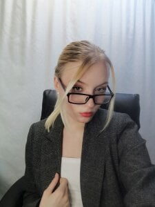 MonaCussonのJustの 3枚の写真